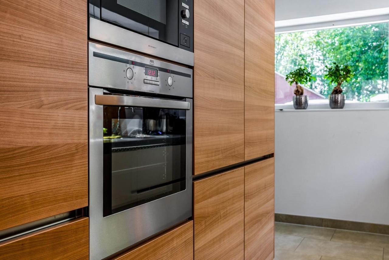 Schoenes Zimmer Nr 3 In Leer Ortsteil Nuettermoor Apartment Nuttermoor Ngoại thất bức ảnh